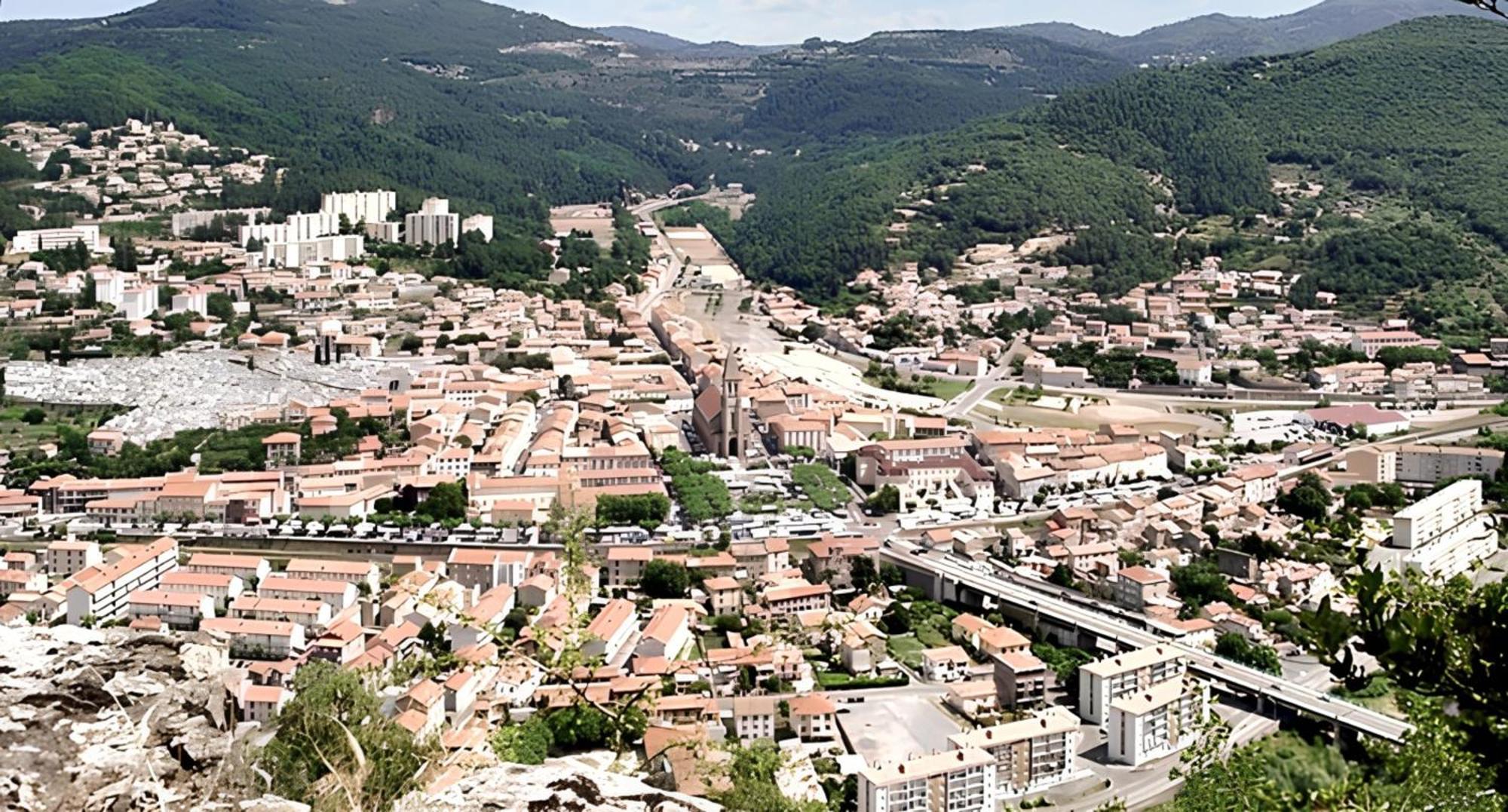 Maison Conviviale Pres Des Cevennes Avec Terrasse La Grand-Combe Exterior photo